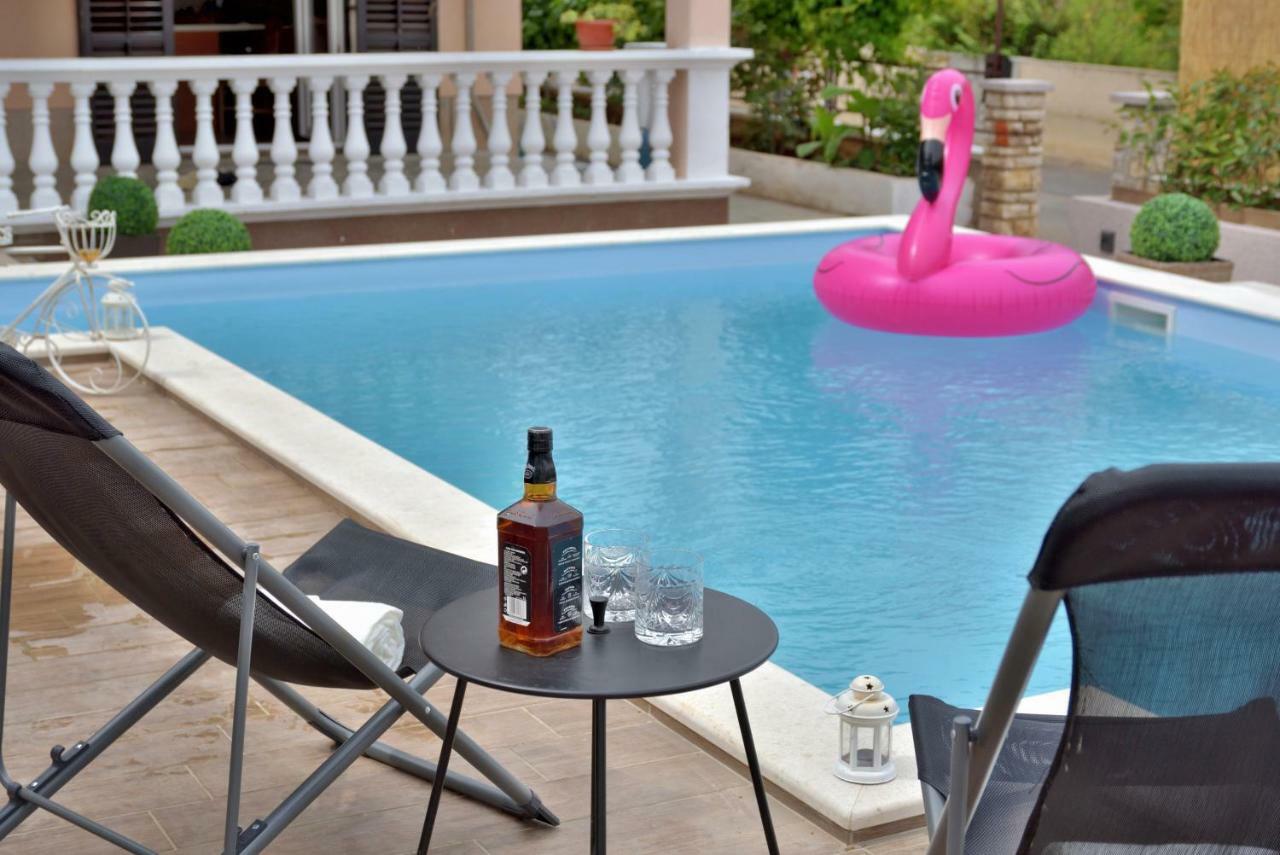 Apartmani Julija Vodice Exterior photo